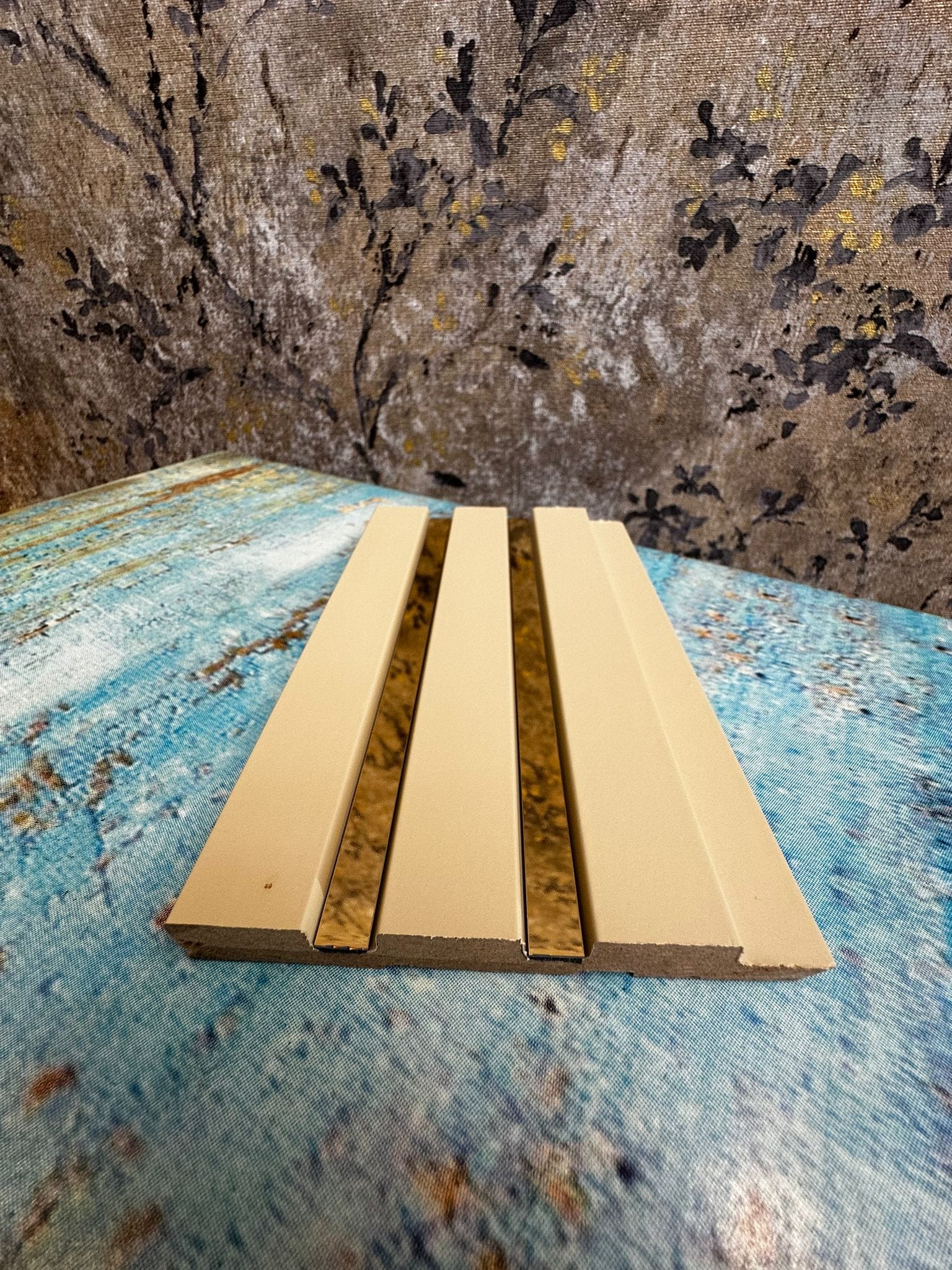 mdf-duvar-profili-palomino-gold-2